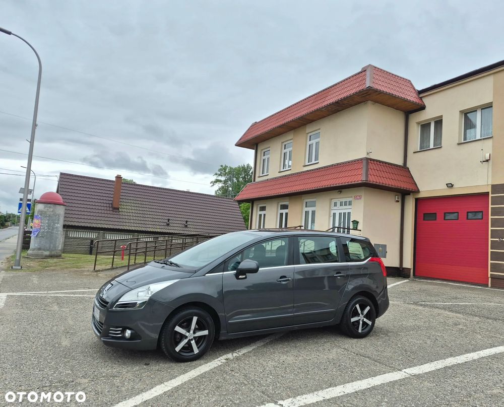 Peugeot 5008 - 1