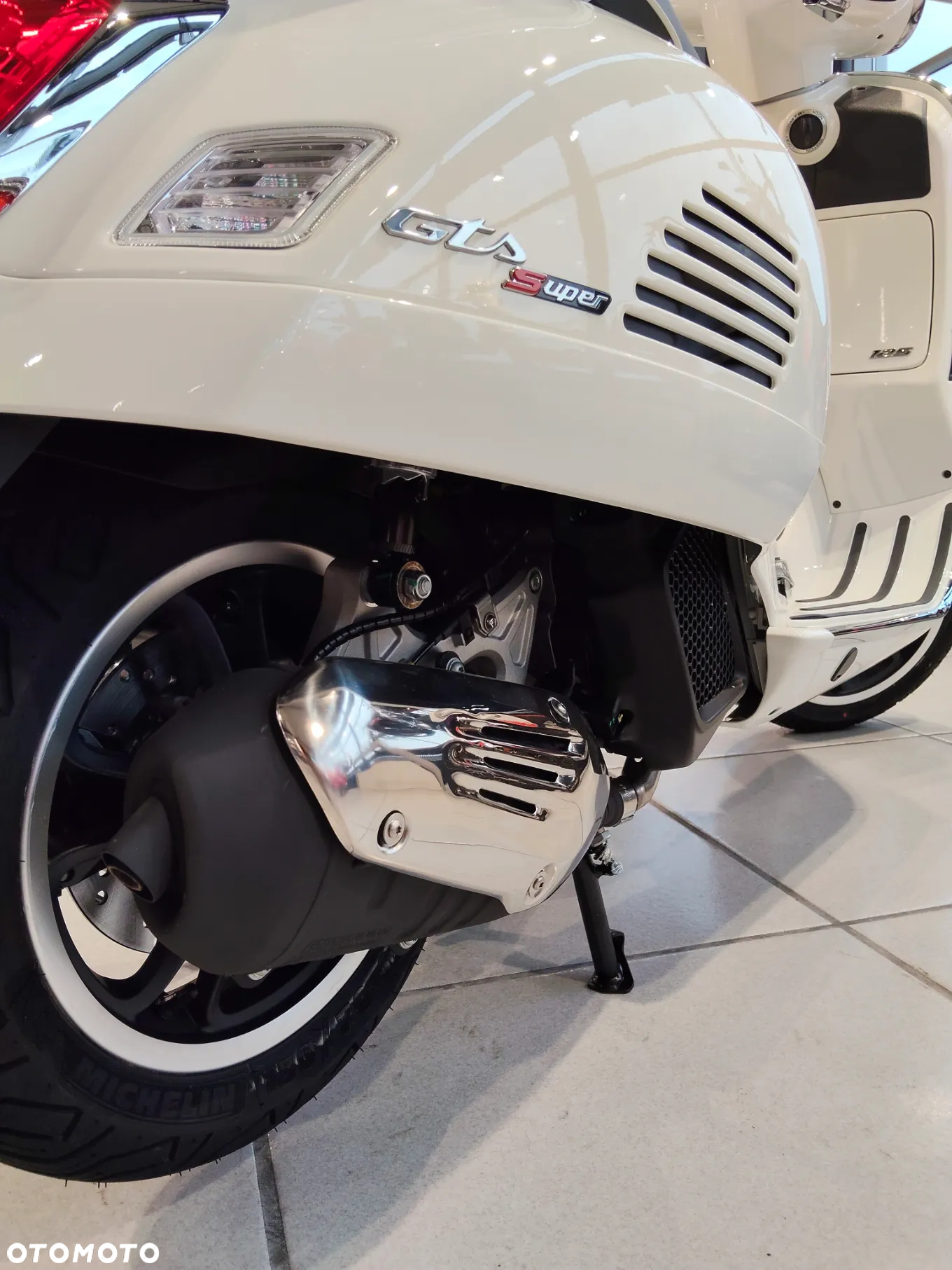 Vespa GTS - 14