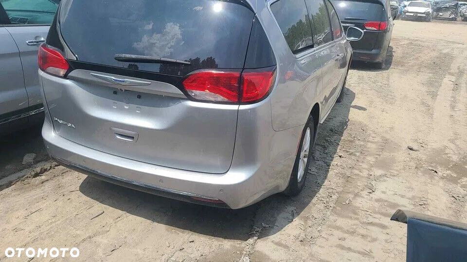 zderzak tył tylny PSC 4xPDC CHRYSLER PACIFICA 2016- - 1