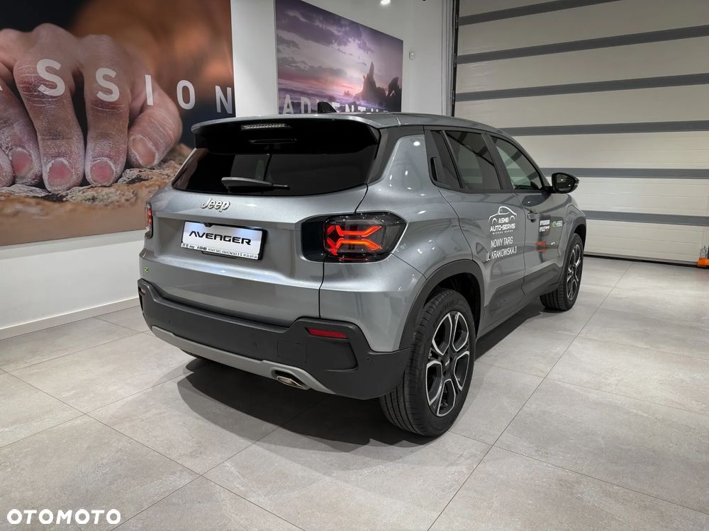 Jeep Avenger 1.2 T3 mHEV Altitude FWD eDCT6 - 7