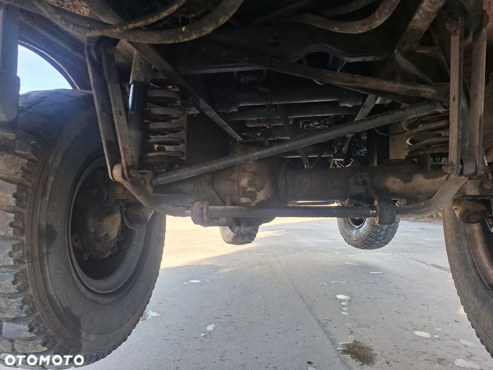 Mercedes-Benz Unimog - 10