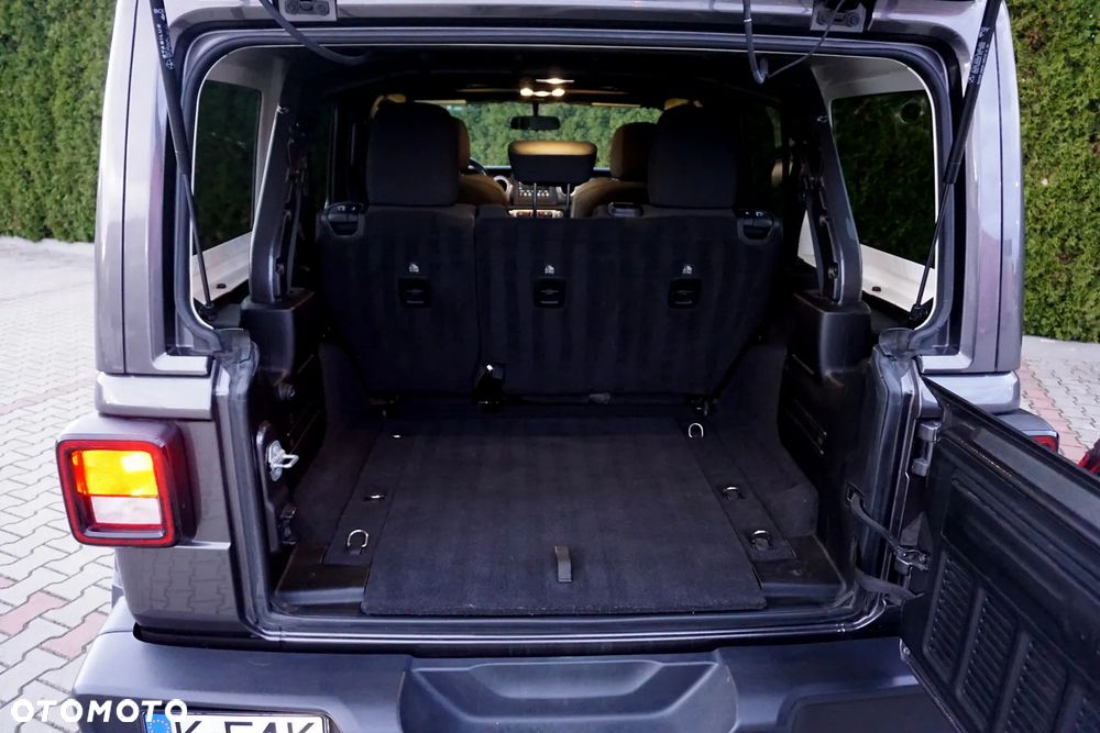 Jeep Wrangler 2.0 T-GDI Hardtop AWD Automatik Sahara - 23