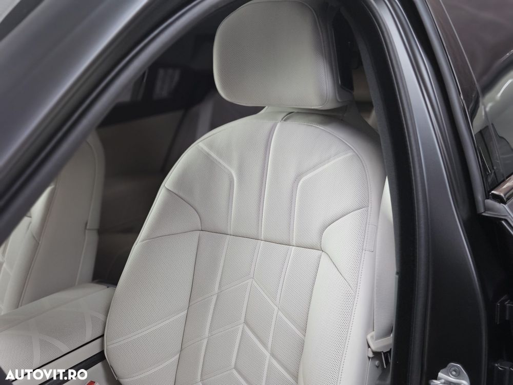 BMW M7 M760e xDrive - 2