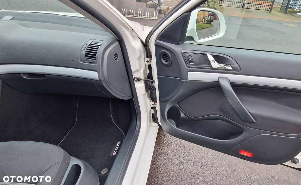 Skoda Octavia 1.2 TSI Ambition - 8