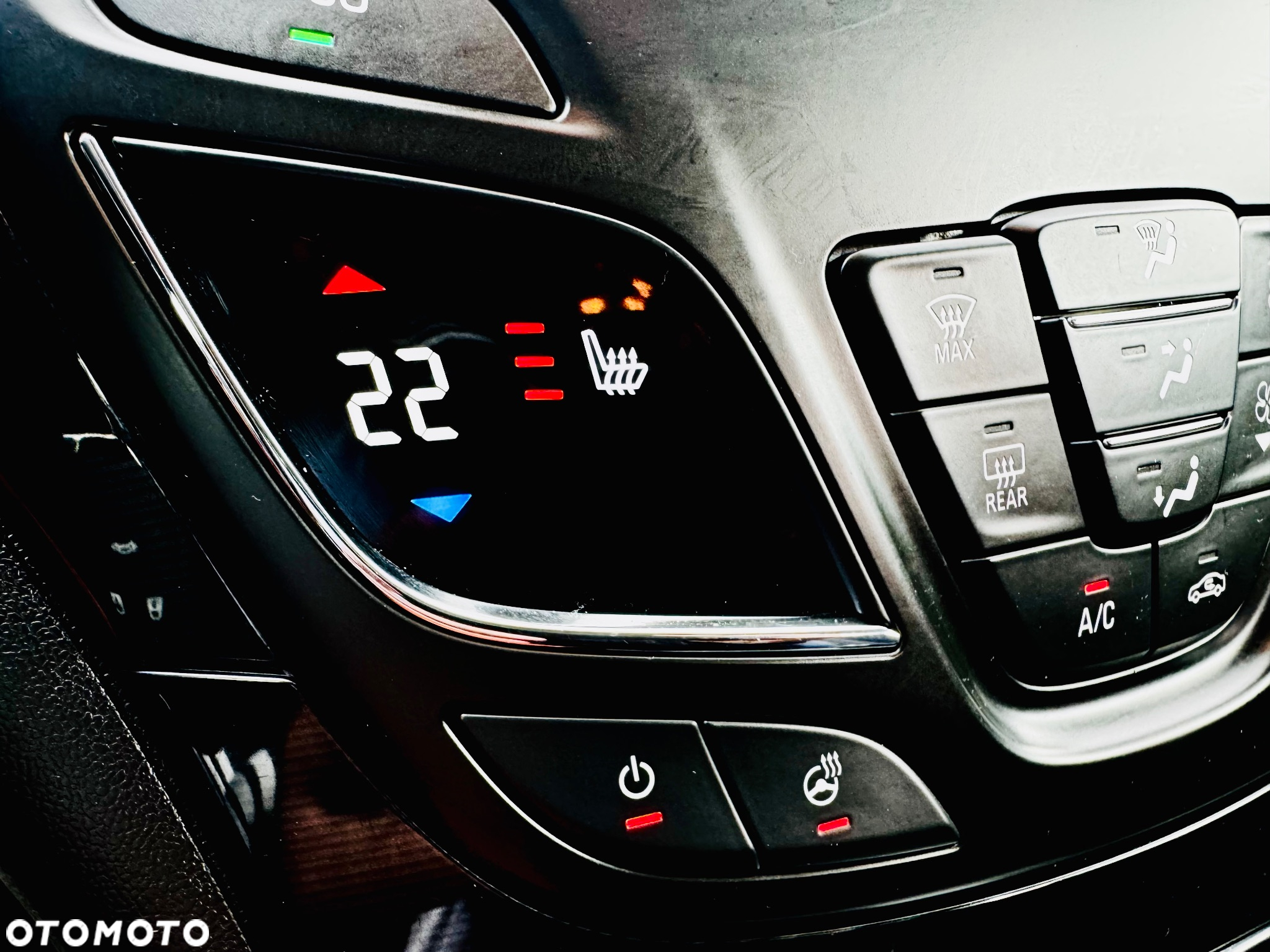 Opel Insignia - 35