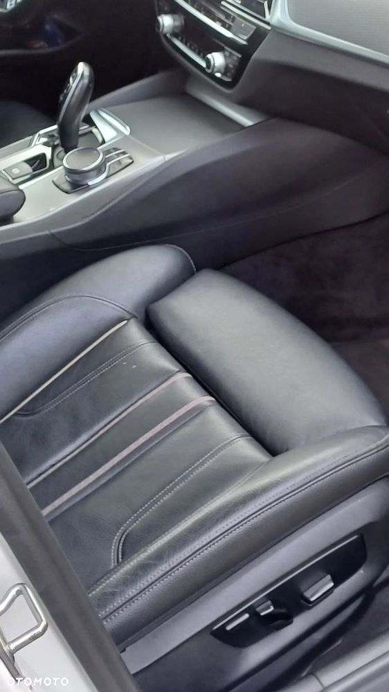 BMW Seria 5 530d xDrive M Sport sport - 18