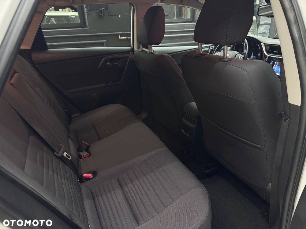 Toyota Auris - 35