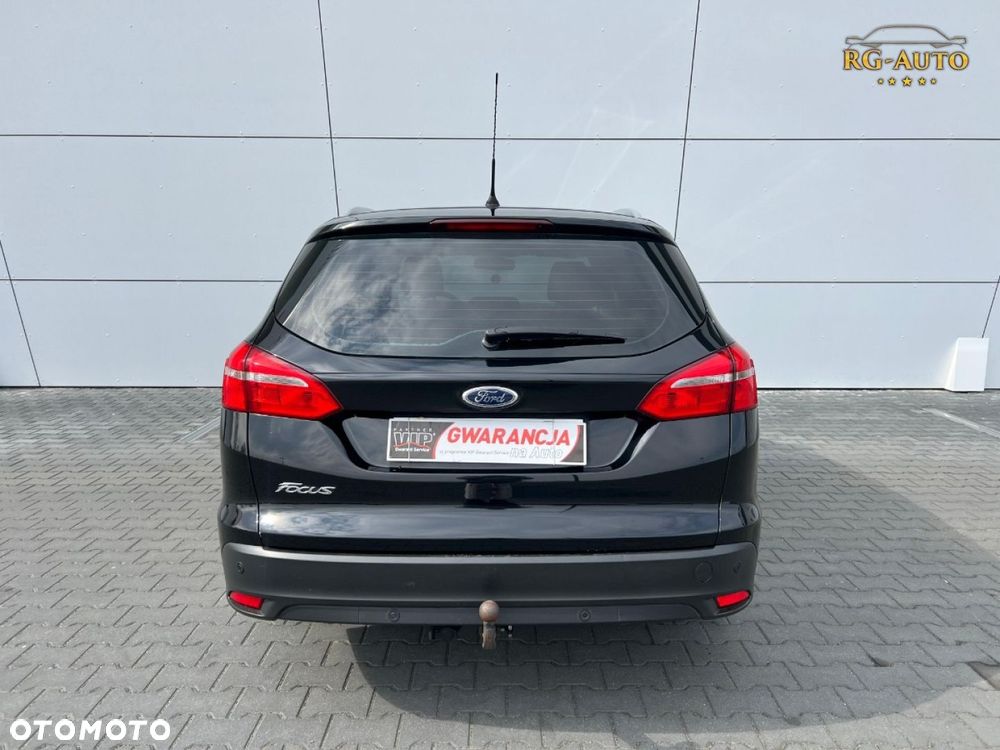 Ford Focus - 8