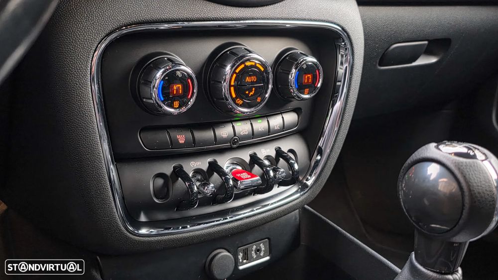 MINI Clubman Cooper D - 10