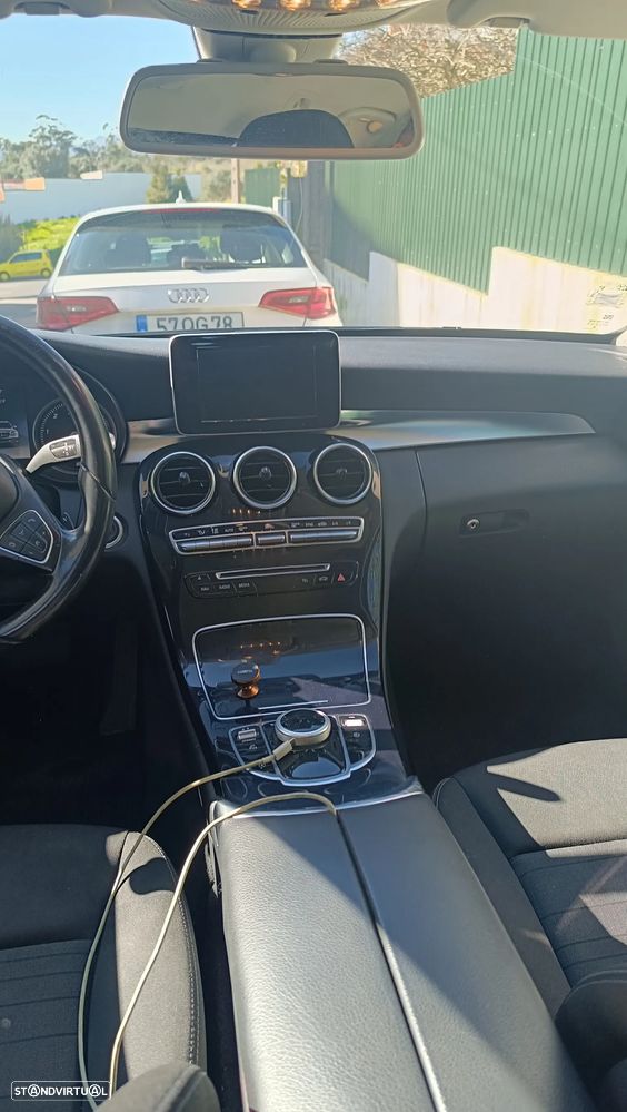 Mercedes-Benz C 200 - 10