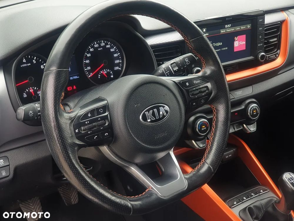 Kia Stonic 1.4 L - 16