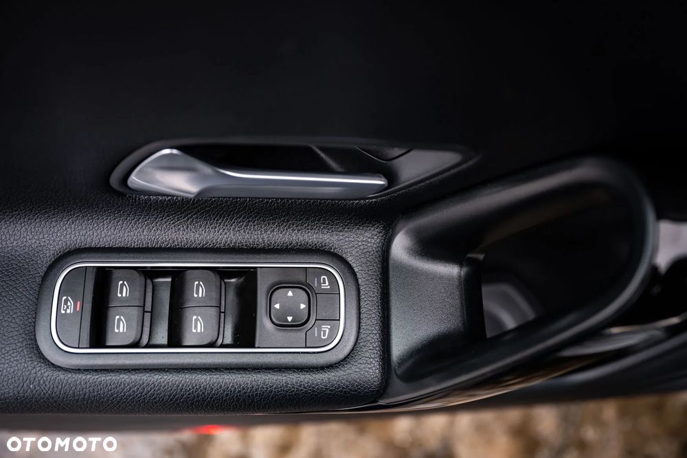 Mercedes-Benz CLA 180 d 7G-DCT Edition 2020 - 16