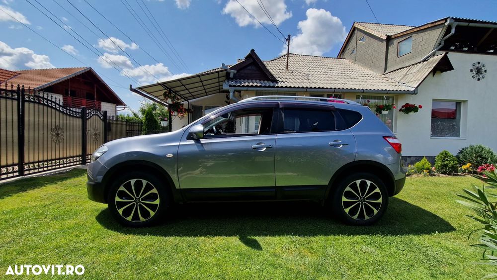 Nissan Qashqai - 1