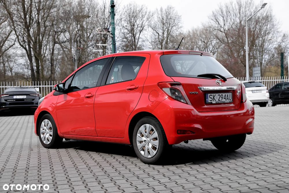 Toyota Yaris 1.33 Luna - 5