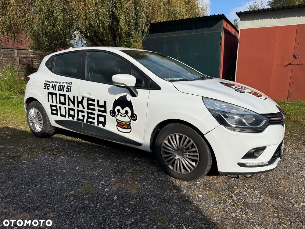 Renault Clio - 11
