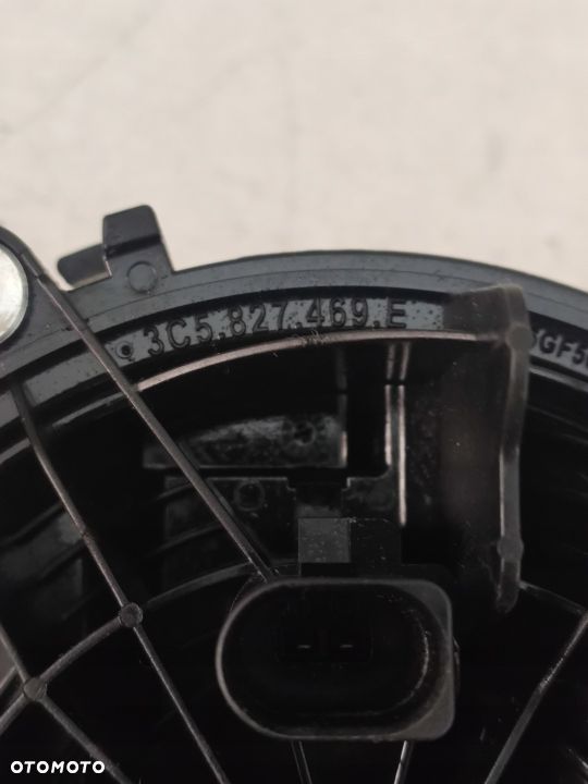 KLAMKA TYLNEJ KLAPY VW PASSAT CC 3C5827469E - 4