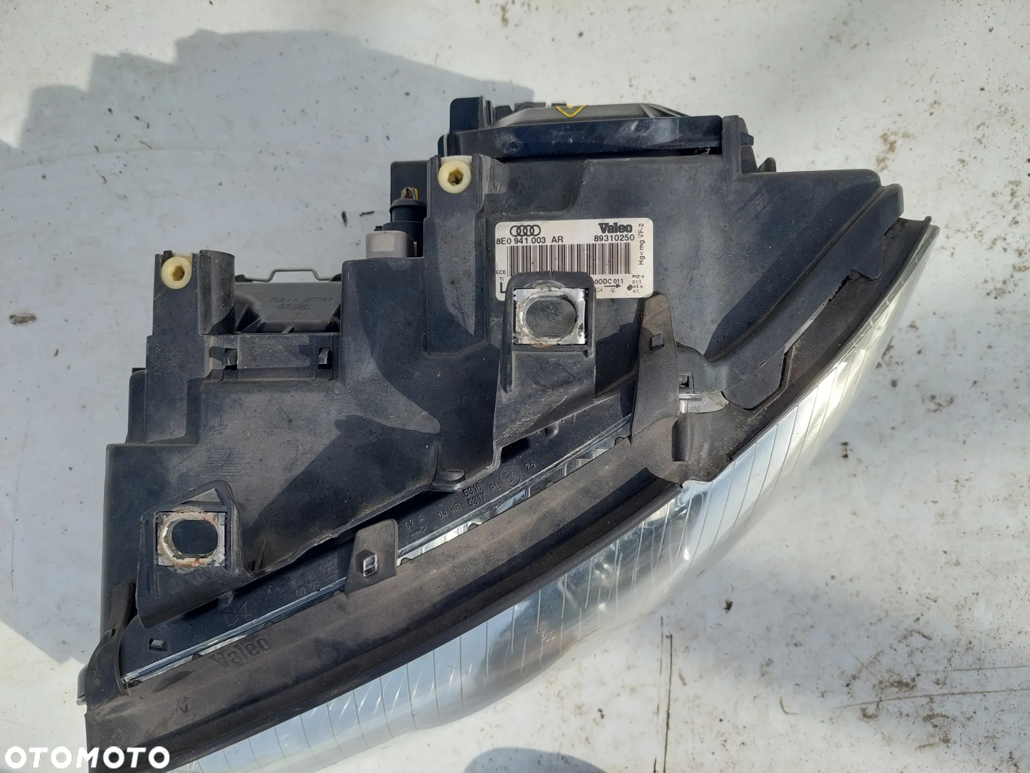 Lampa przód przednia LEWA Audi A4 B6 8E xenon - 6