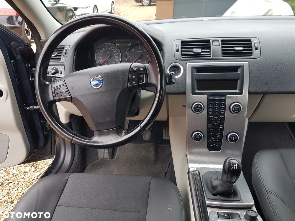 Volvo C30 1.6D DRIVe Kinetic - 17