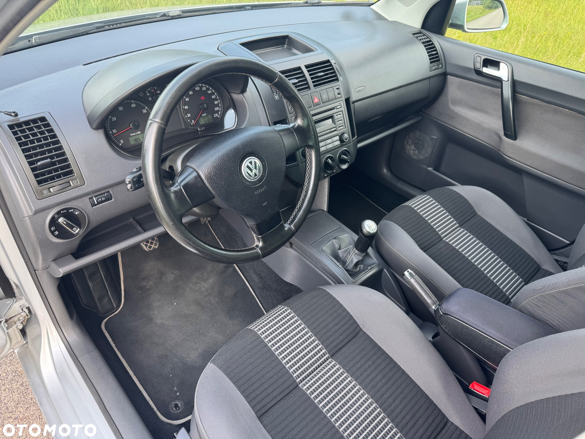 Volkswagen Polo 1.4 United - 16