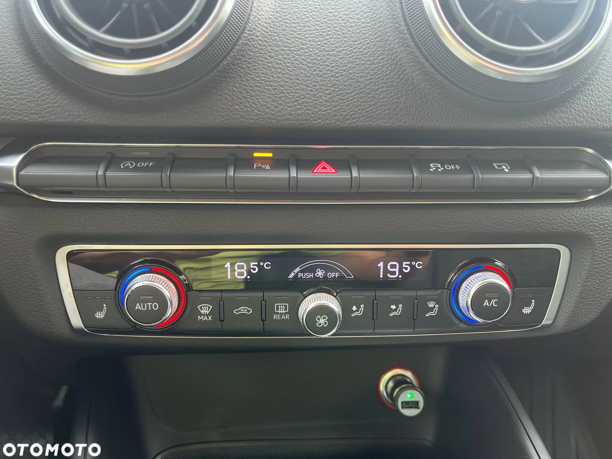 Audi A3 1.6 TDI Attraction S tronic - 14