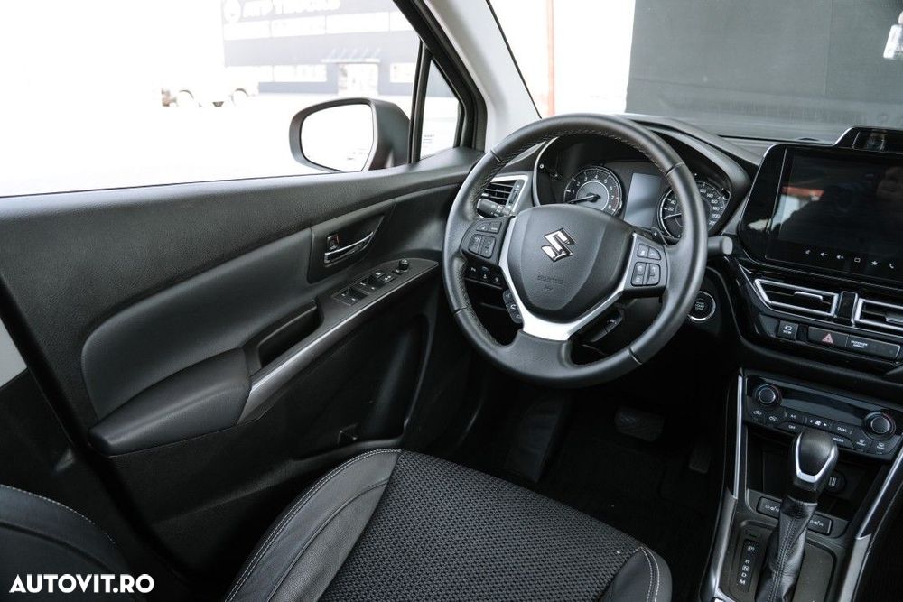 Suzuki S-Cross - 33