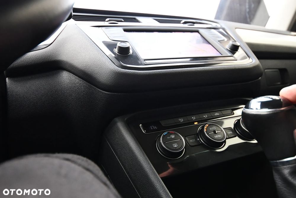 Volkswagen Tiguan 2.0 TDI BMT SCR Comfortline - 19