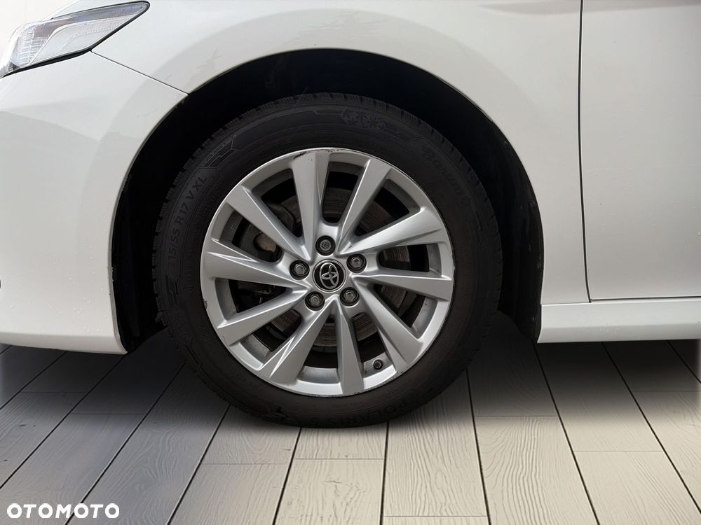 Toyota Camry 2.5 Hybrid Comfort CVT - 20