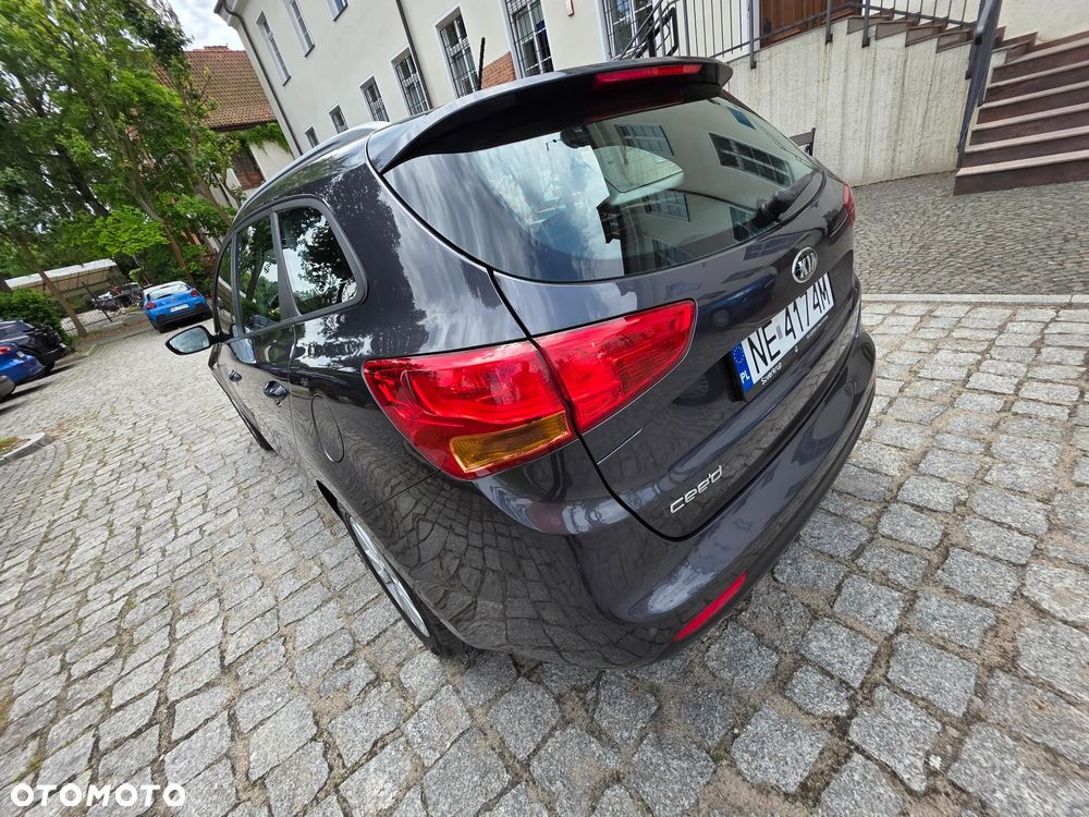 Kia Ceed 1.4 CVVT Dream Team Edition - 13