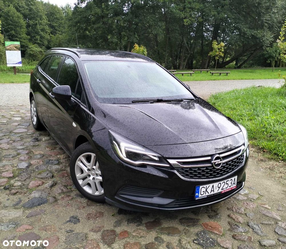 Opel Astra 2019 photo 2