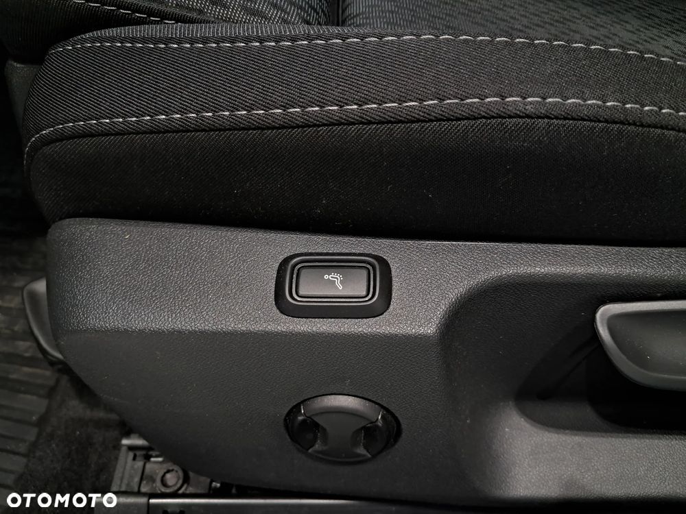 Skoda Octavia 2.0 TDI Style DSG - 11