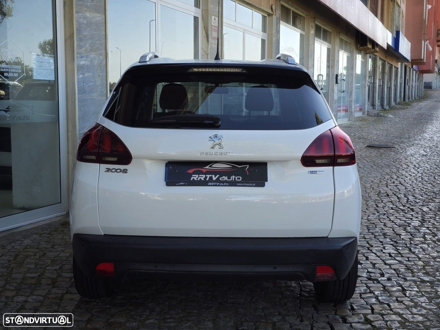 Peugeot 2008 1.2 PureTech Active - 14