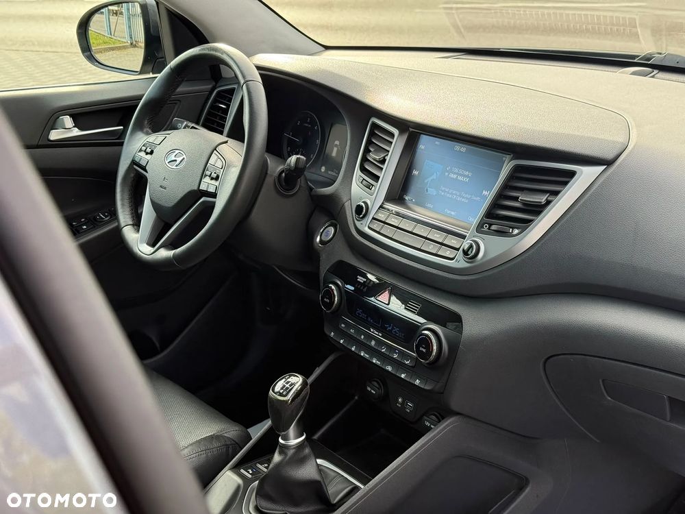 Hyundai Tucson blue 1.7 CRDi 2WD Advantage - 11