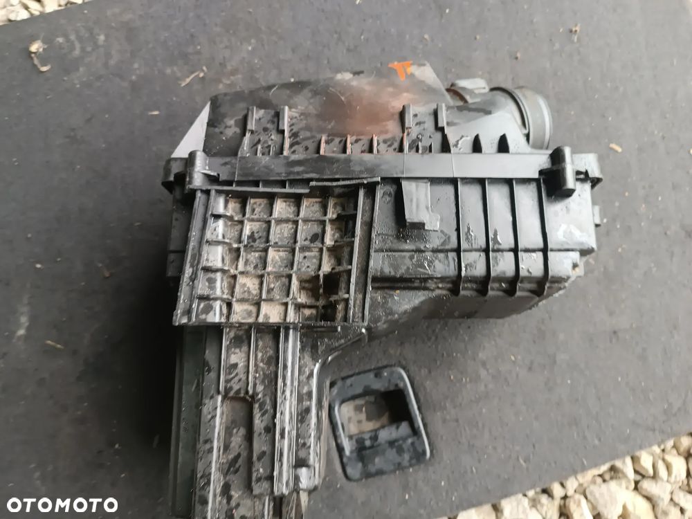 FILTR POWIETRZA OBUDOWA PEUGEOT 508 2.0 HDI - 2