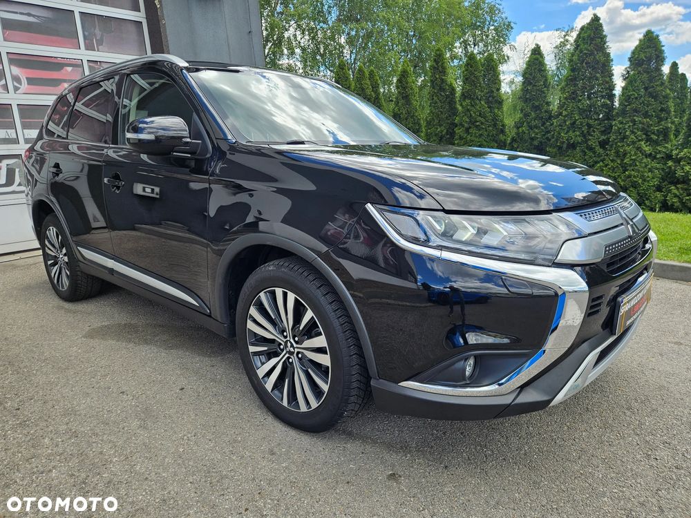 Mitsubishi Outlander 2.0 Intense + Navi 4WD CVT - 3
