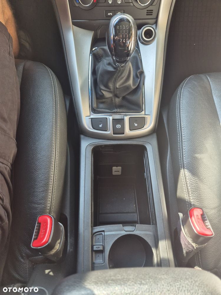 Chevrolet Captiva 2.2 d LTZ - 13