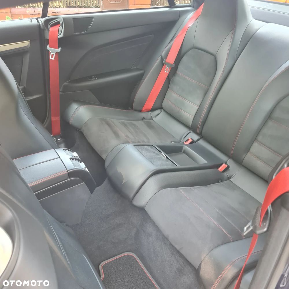 Mercedes-Benz Klasa E 250 - 18