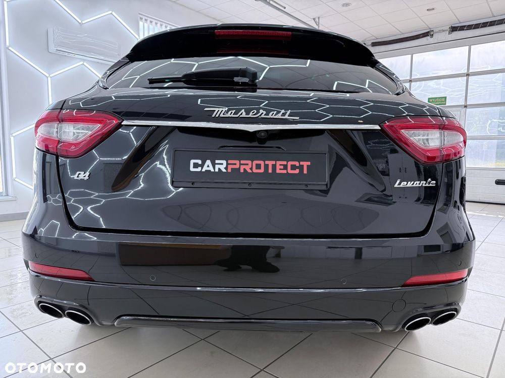 Maserati Levante Q4 GranLusso - 11