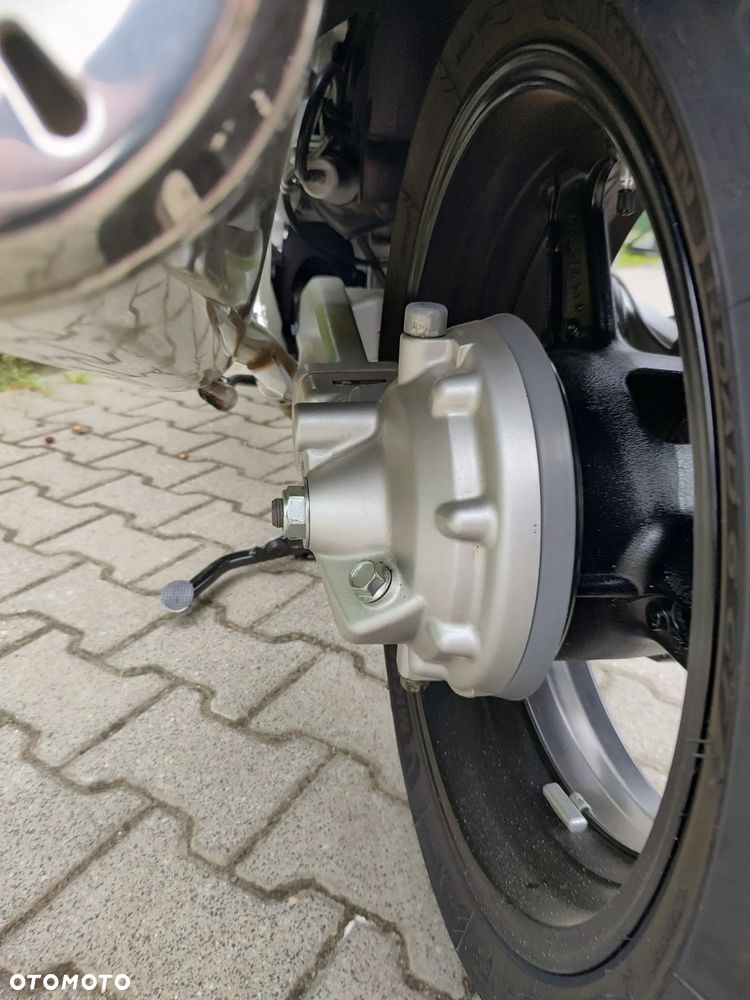 Yamaha FJR - 7