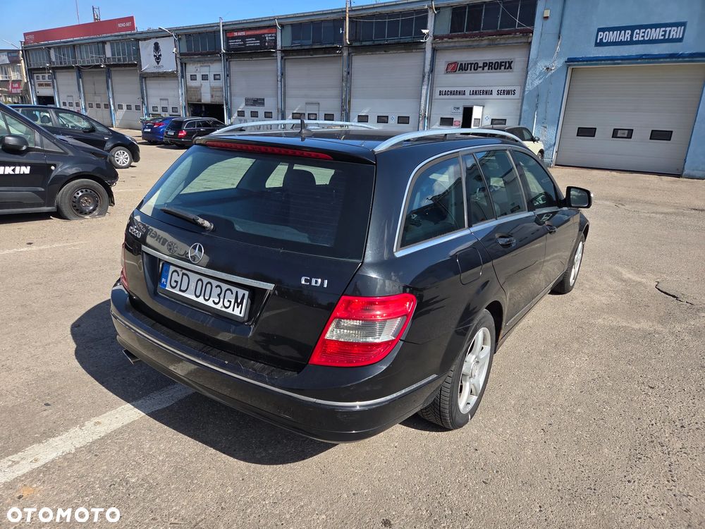 Mercedes-Benz Klasa C 220 CDI DPF Automatik Avantgarde - 4