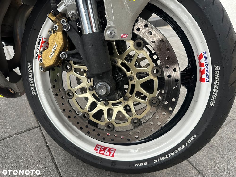 Honda CBR - 8