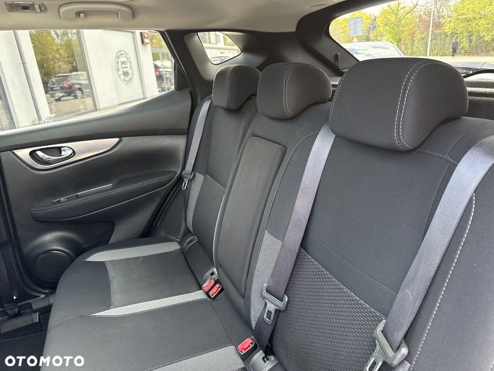 Nissan Qashqai 1.6 DCi N-Connecta Xtronic EU6 - 16