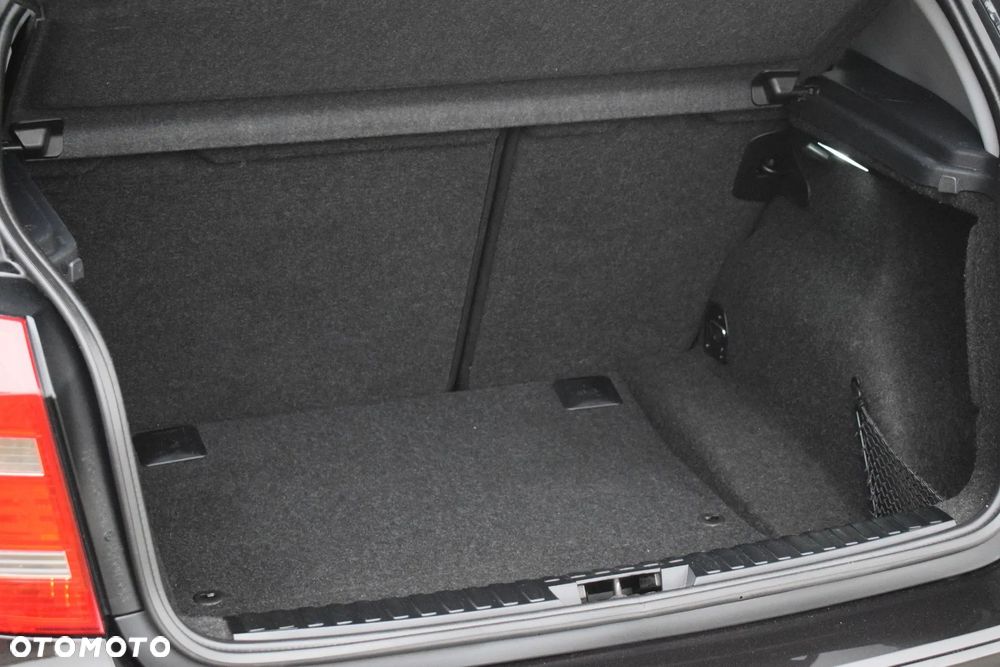 BMW Seria 1 118i - 9