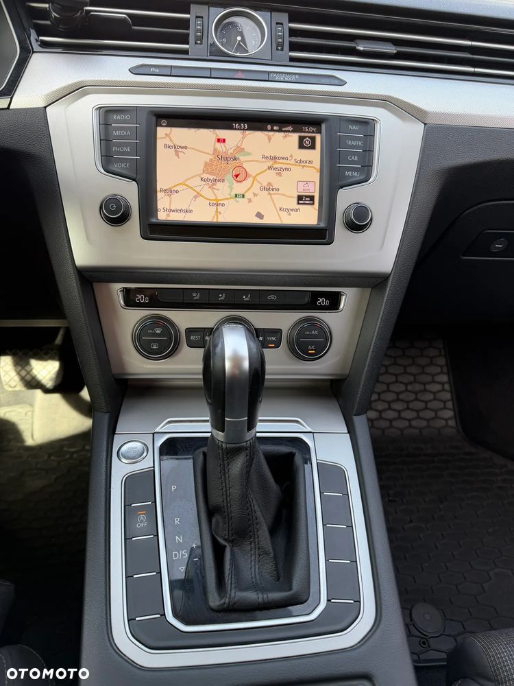 Volkswagen Passat 2.0 TDI BMT Comfortline DSG - 11