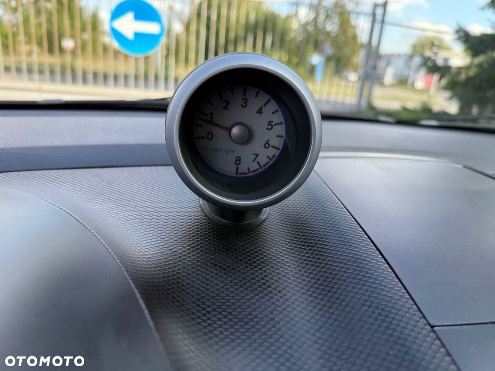 Suzuki Splash 1.0 Comfort - 19