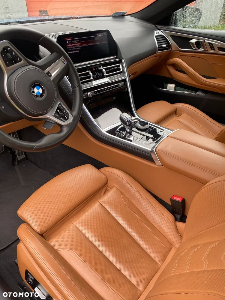 BMW Seria 8 M850i xDrive - 4