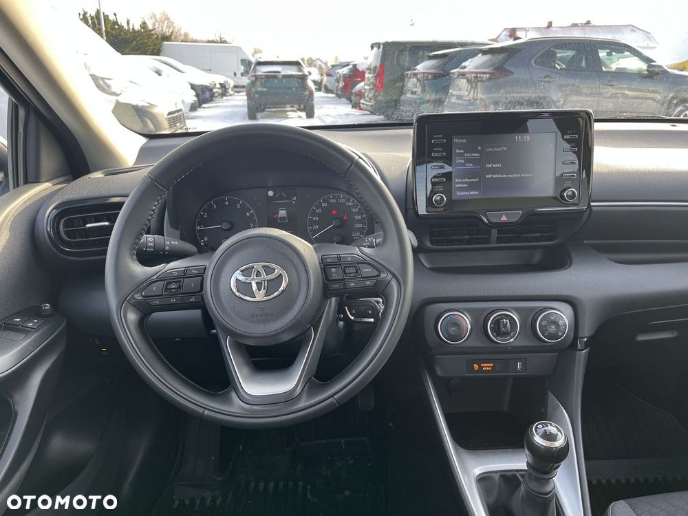 Toyota Yaris - 11