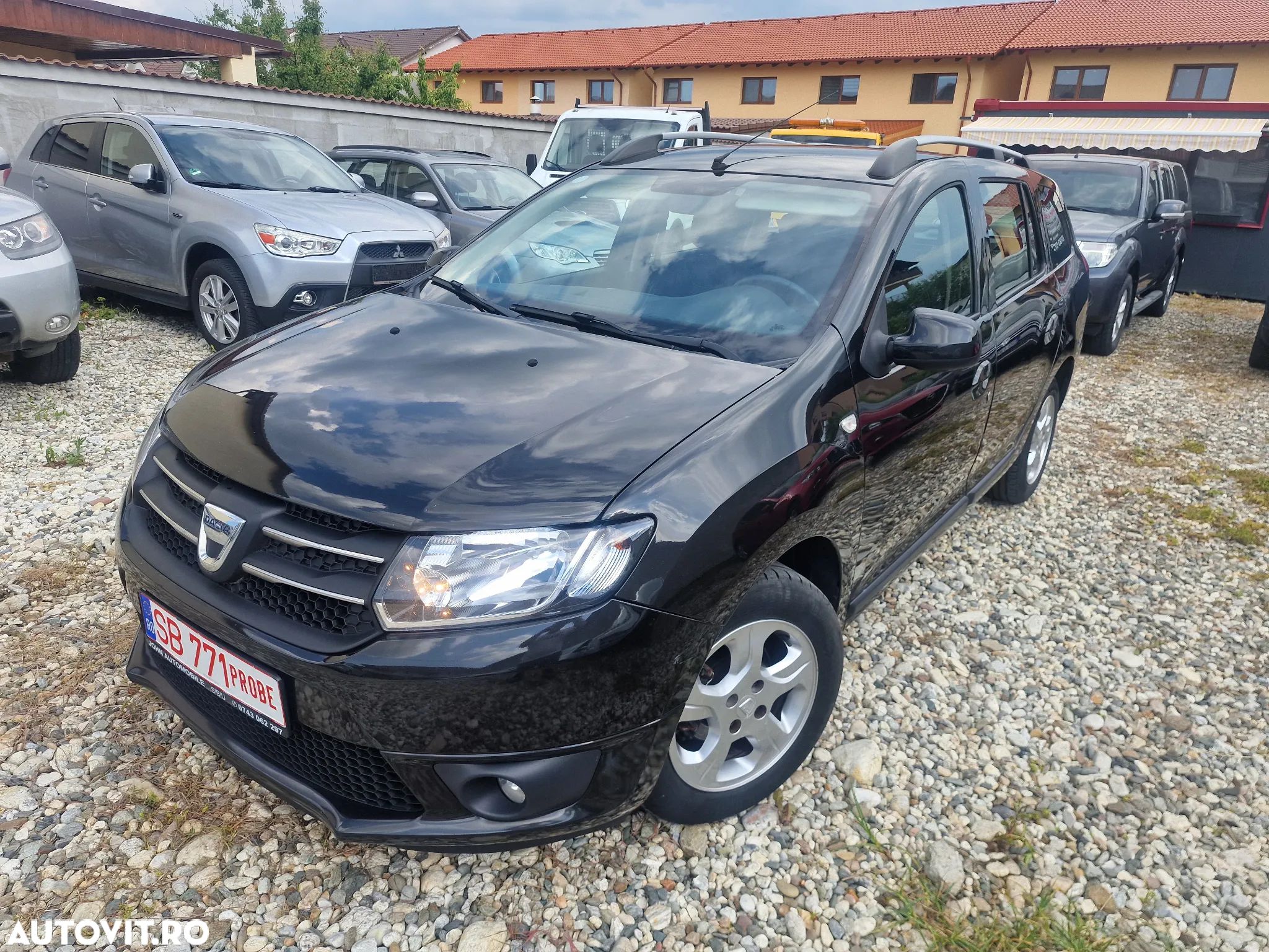 Dacia Logan Van - 1