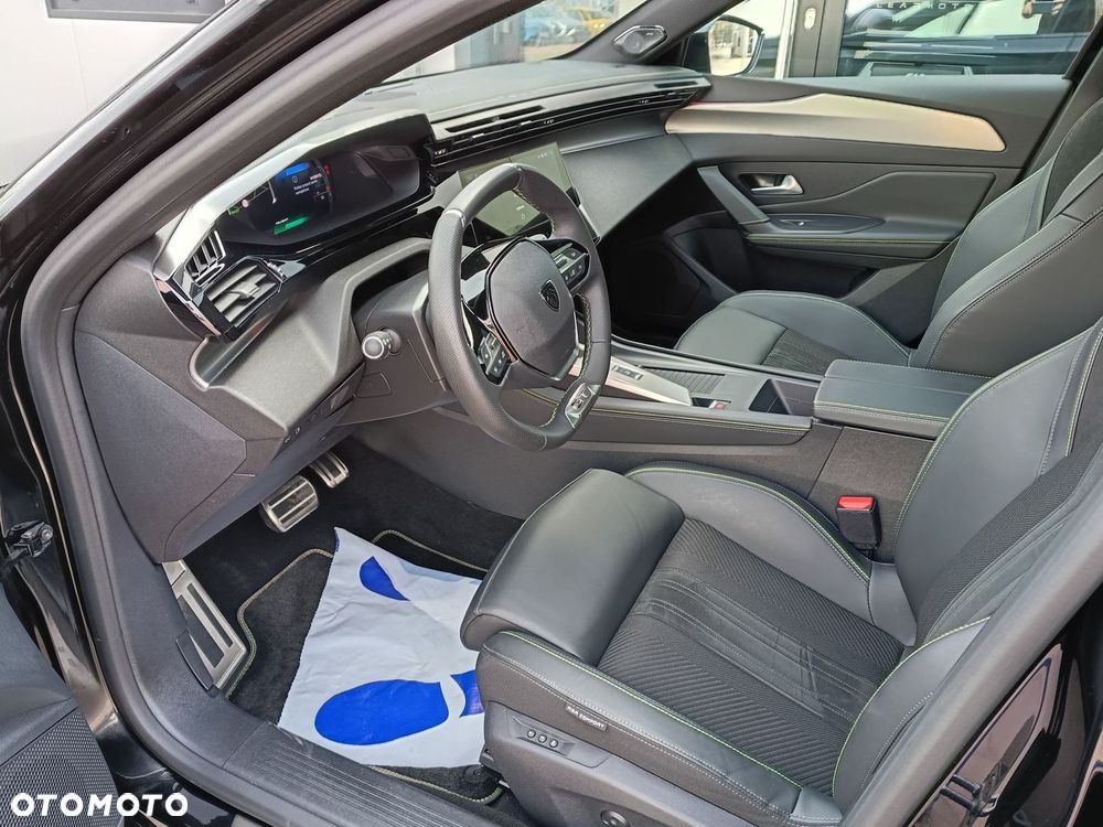 Peugeot 308 - 11
