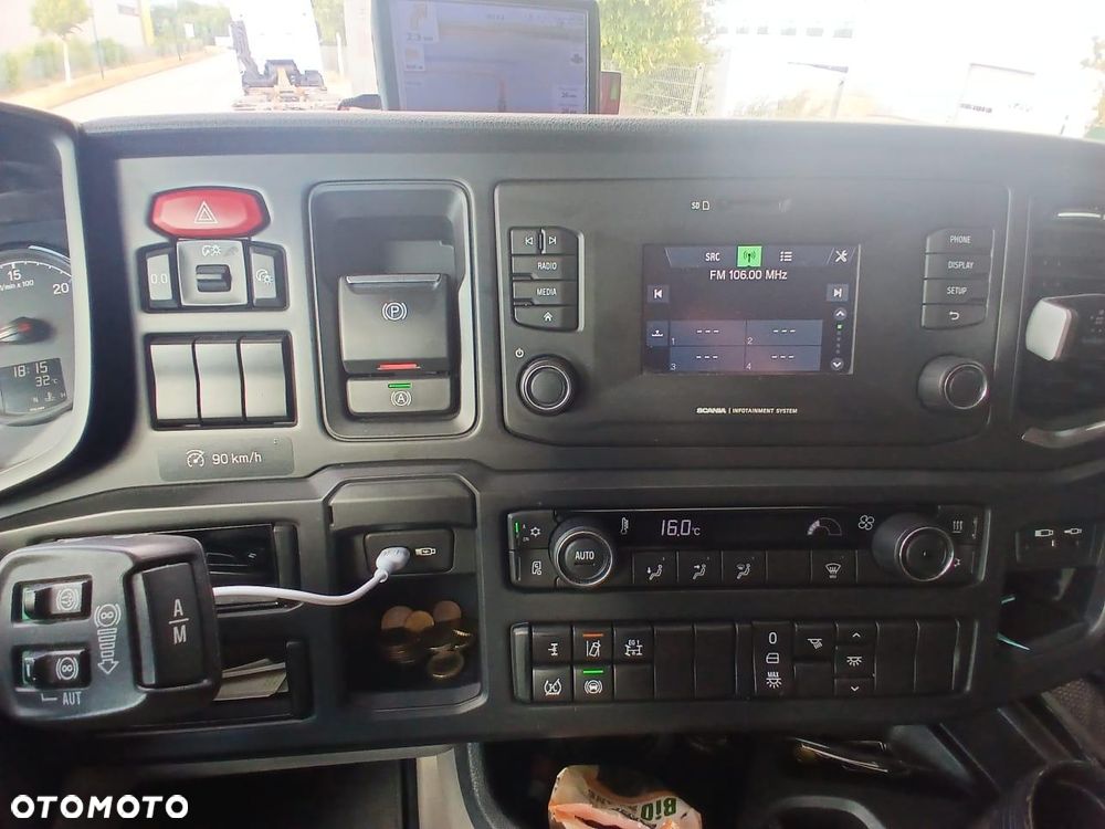 Scania low deck - 12