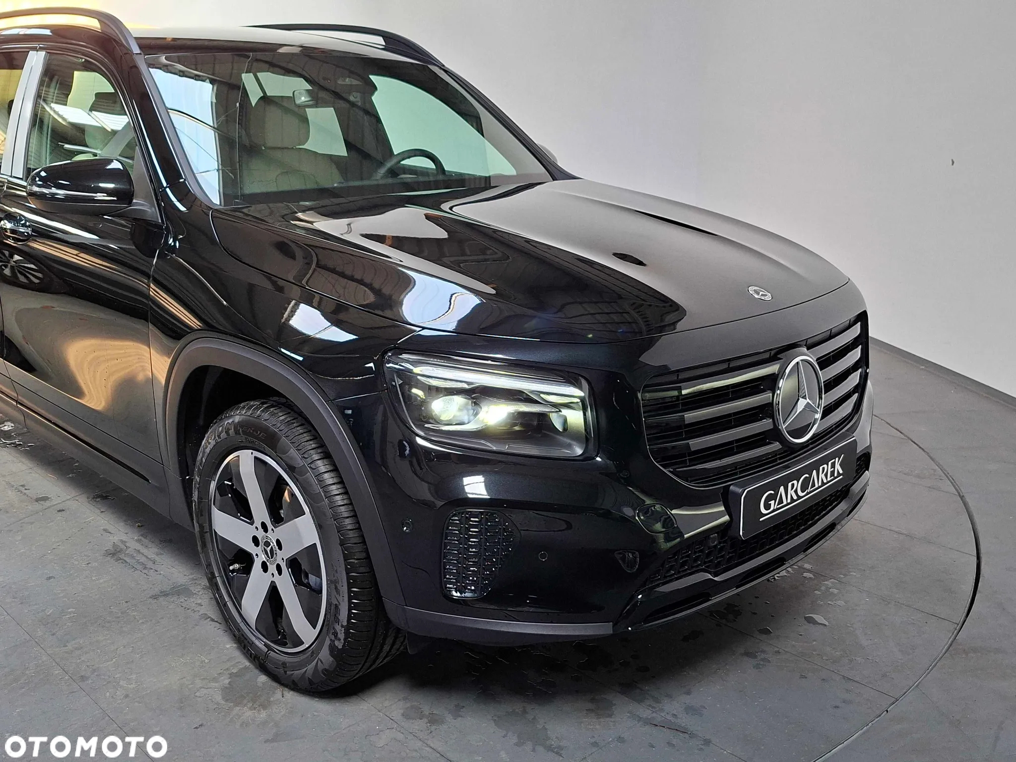 Mercedes-Benz GLB 200 Progressive 7G-DCT - 6